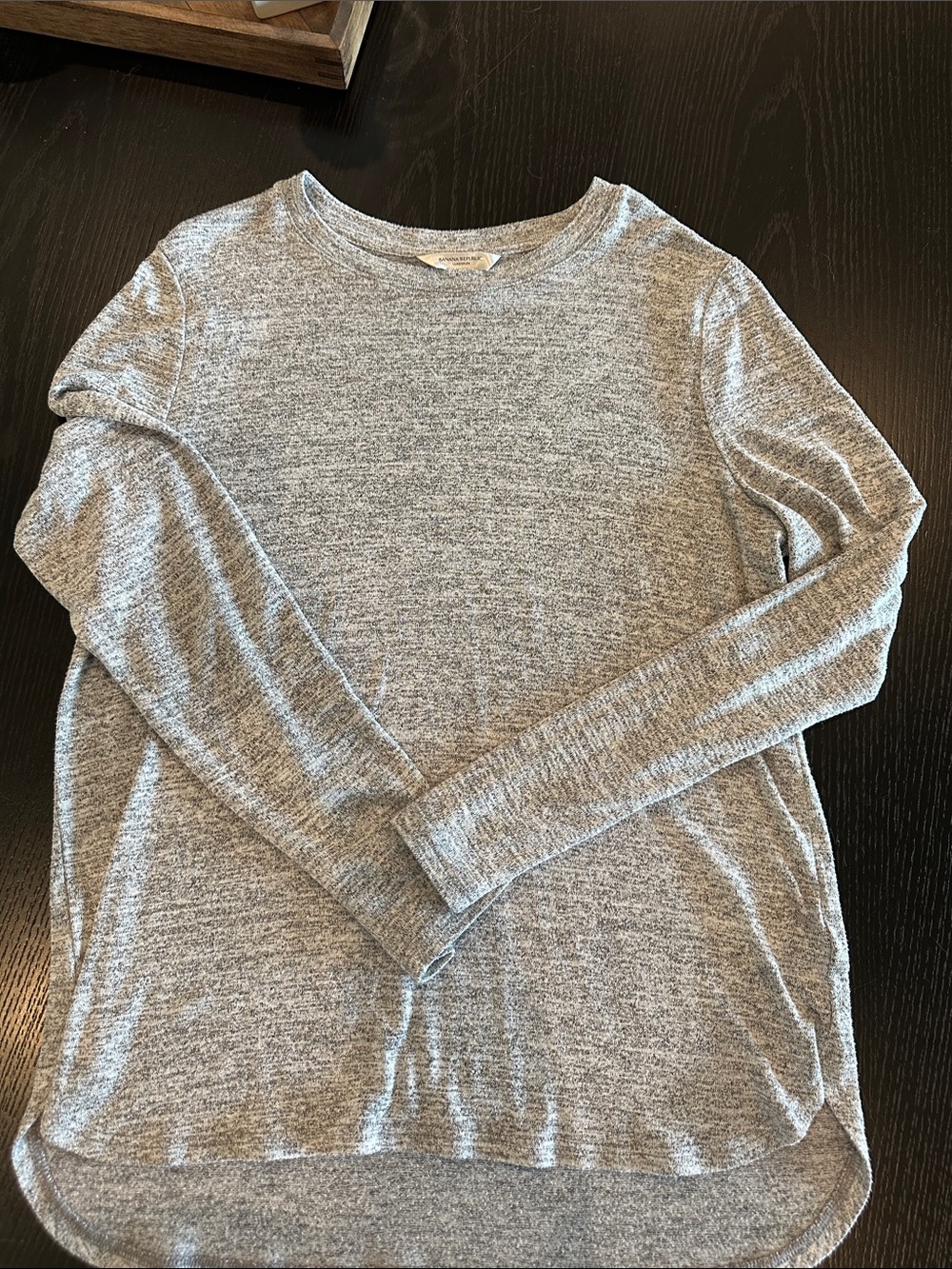 Banana Republic women’s  Heather Gray Crewneck Sweater